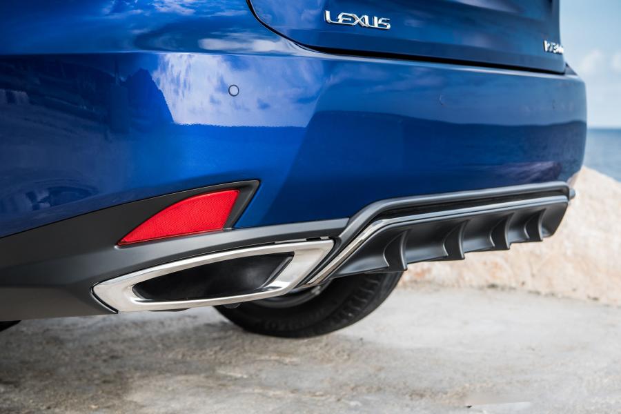 Детали экстерьера Lexus RX300 F-Sport 2019 года  (WW) (фото 68 из 80)